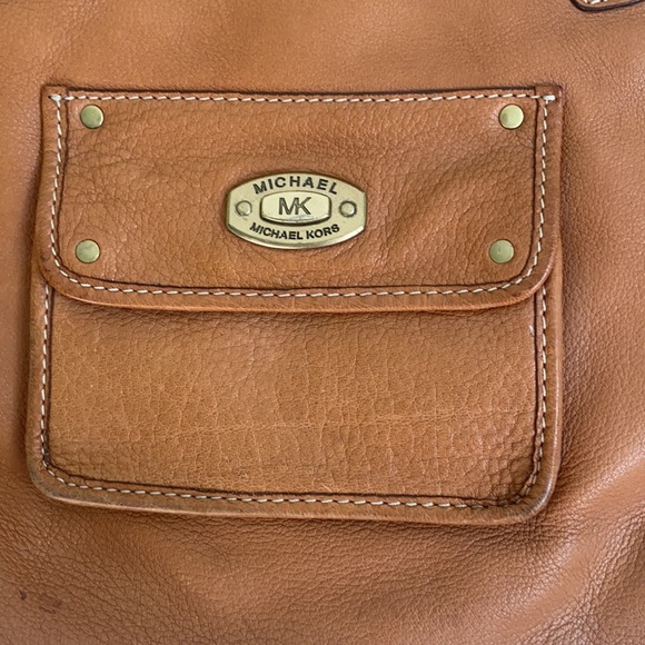 MICHAEL KORS Saddle Leather Purse - Picture 3 of 13